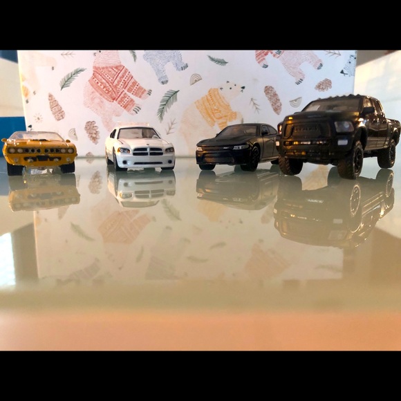 Dodge bundle - Picture 1 of 15